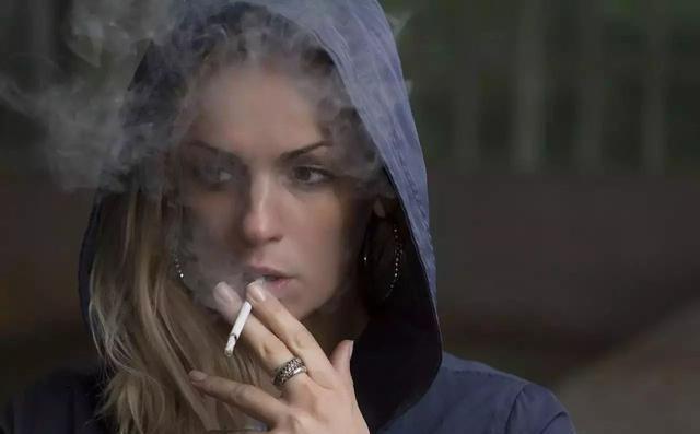 一支香烟还是一根香烟_香烟_香烟芙蓉王香烟