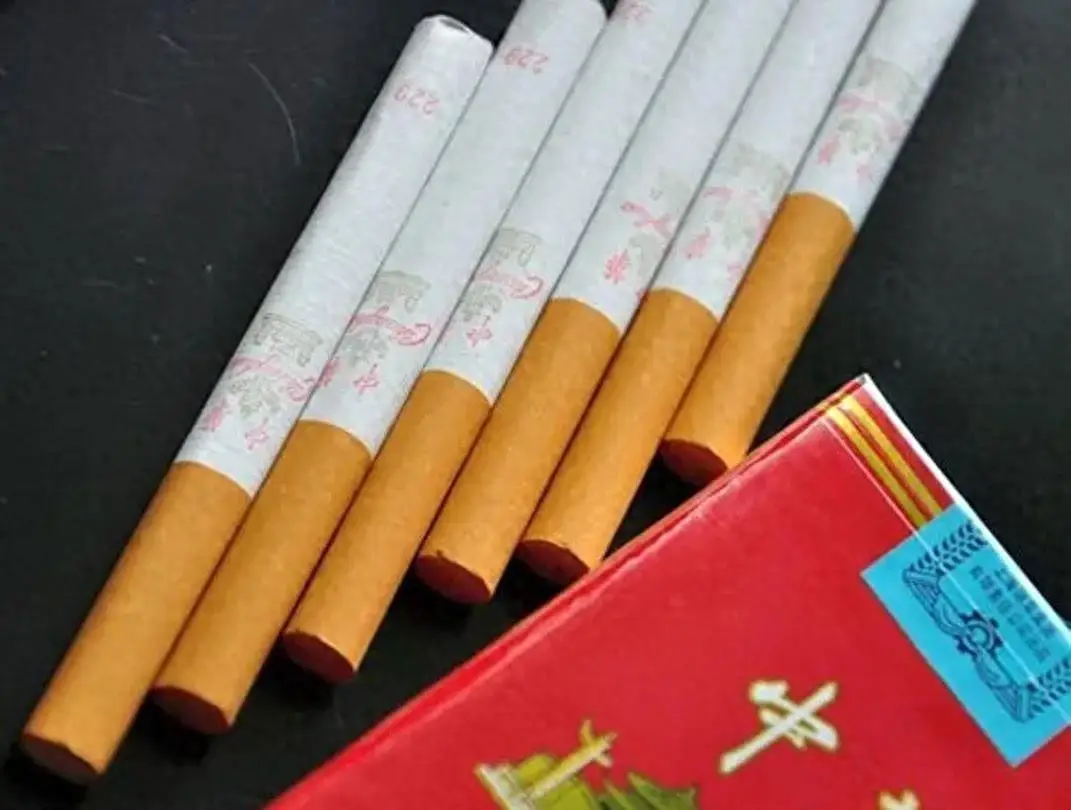 中华香烟：国内外的认知差异与文化象征的探讨