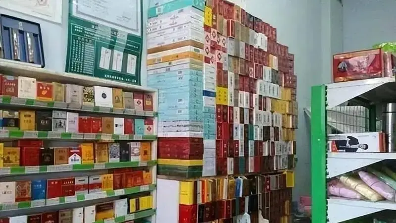 香烟中华硬盒多少钱_中华香烟_香烟中华多少钱一包